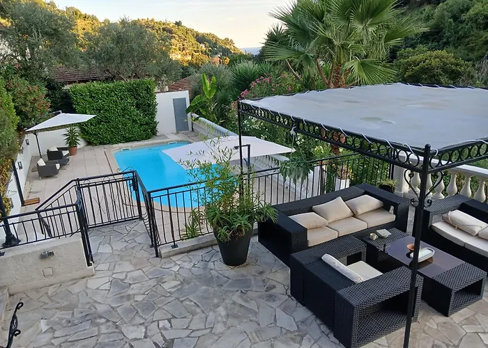 Lägenhet Rez De Avec Piscine *